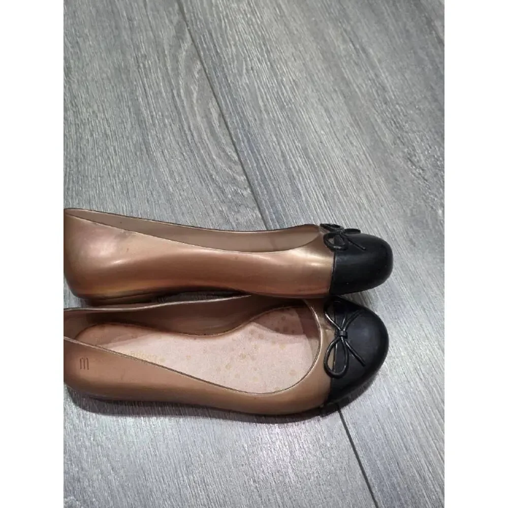 Mini Mellissa Girl’s Sweet Love Cap Toe Ballerina Flat Sz 1 Beige S000107